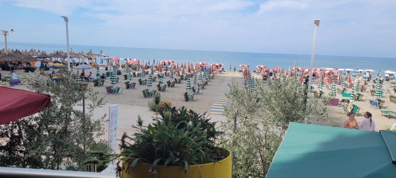 Beach View Apartment, Golem Durres Exterior photo